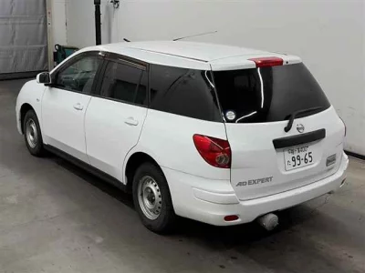 Nissan AD