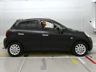 Nissan March
