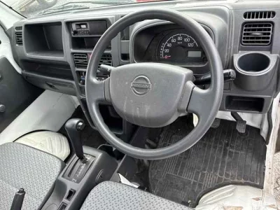 Nissan NT100 Clipper