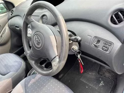 Toyota VITZ  с аукциона в Японии