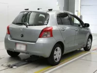Toyota VITZ лот № 90557 оценка 3.5  с аукциона в Японии 1