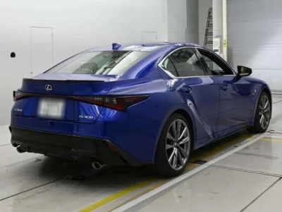 Lexus IS300