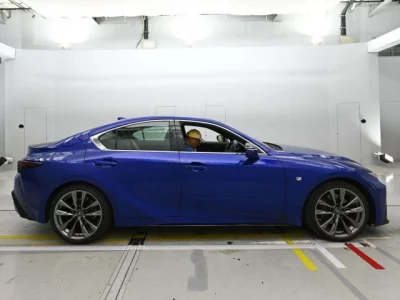Lexus IS300