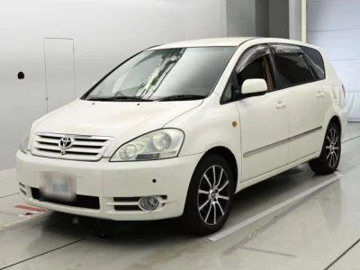 Toyota Ipsum