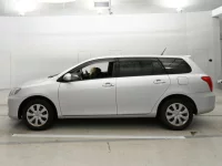 Toyota COROLLA FIELDER лот № 20362 оценка 3.5  с аукциона в Японии 3