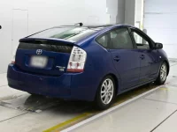 Toyota Prius лот № 10336 оценка R  с аукциона в Японии 1