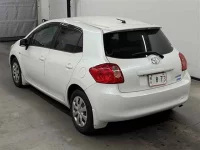 Toyota AURIS лот № 70235 оценка 3.5  с аукциона в Японии 1
