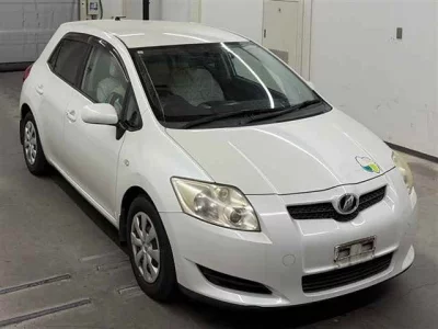 Toyota AURIS  с аукциона в Японии