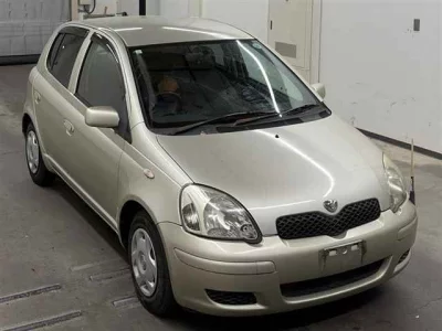 Toyota VITZ  с аукциона в Японии