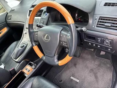 Lexus HS250h