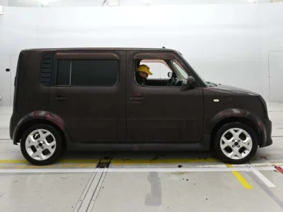Nissan CUBECUBIC  с аукциона в Японии