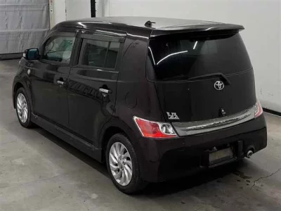 Toyota BB  с аукциона в Японии