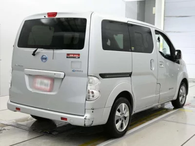 Nissan NV200  с аукциона в Японии
