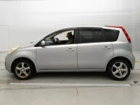 Nissan NOTE лот № 30811 оценка 3.5  с аукциона в Японии 3