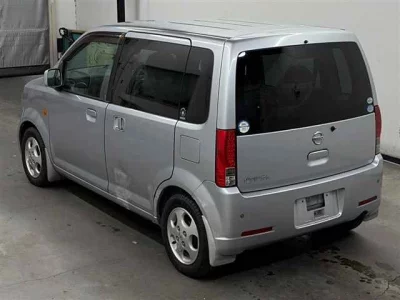 Nissan Otti