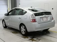 Toyota Prius лот № 30835 оценка 3.5  с аукциона в Японии 5