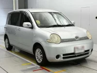 Toyota SIENTA лот № 10397 оценка 3  с аукциона в Японии 4