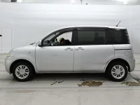 Toyota SIENTA лот № 10397 оценка 3  с аукциона в Японии 3