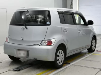 Toyota bB