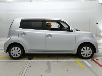 Toyota bB