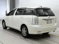 Toyota WISH лот № 10428 оценка RA  с аукциона в Японии 5