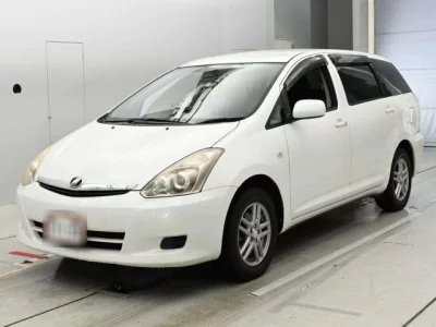 Toyota WISH  с аукциона в Японии