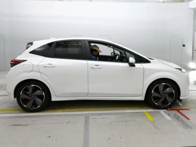 Nissan Aura