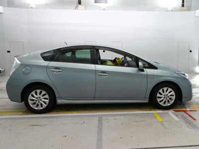 Toyota PRIUS PHV