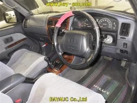 Toyota HILUX SURF лот № 60156 оценка R  с аукциона в Японии 2