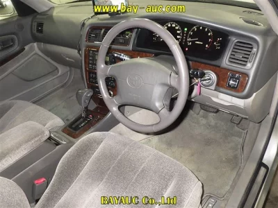 Toyota CRESTA