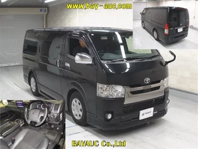 Toyota HiAce Van