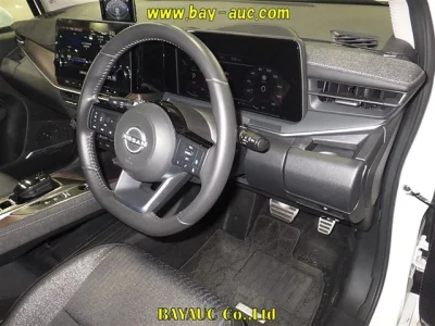Nissan Aura