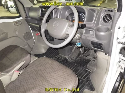 Nissan NV100 CLIPPER