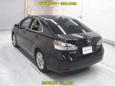 Lexus HS  с аукциона в Японии