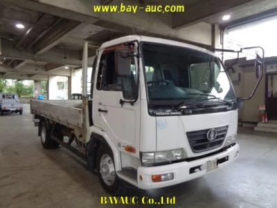 Nissan CONDOR