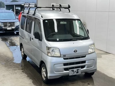 Toyota Pixis Van