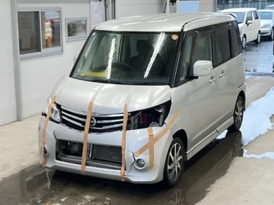 Nissan ROOX