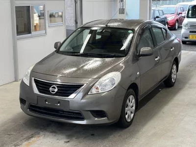 Nissan Tiida Latio