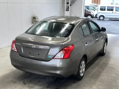 Nissan TIIDA LATIO