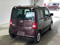 Toyota PIXIS SPACE лот № 3601 оценка R  с аукциона в Японии 1