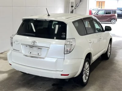 Toyota Vanguard