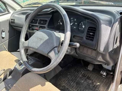Mazda Scrum Truck