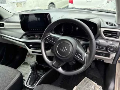 Suzuki SWIFT  с аукциона в Японии