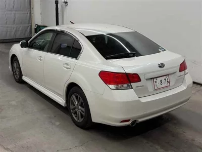 Subaru LEGACY B4