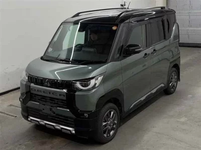 Mitsubishi Delica Mini