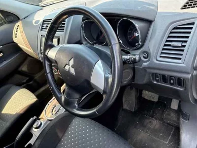 Mitsubishi RVR