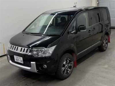 Mitsubishi Delica D:5