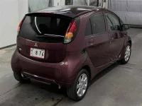 Mitsubishi I лот № 90099 оценка 3.5  с аукциона в Японии 4