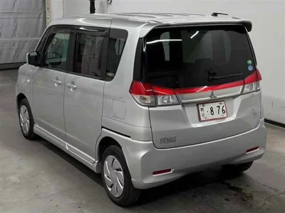 Mitsubishi Delica D:2