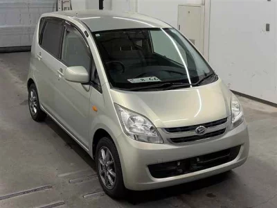 Daihatsu MOVE  с аукциона в Японии